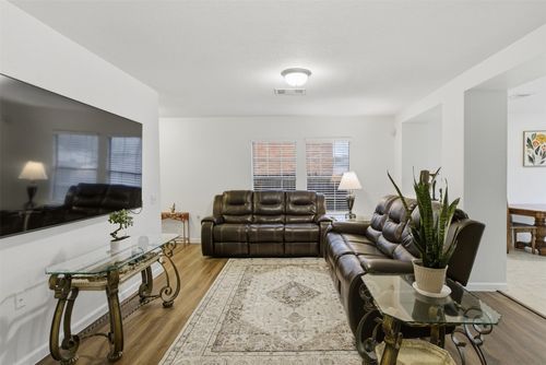 7536 Marble Ridge Dr, Austin, TX, 78747-4060 | Card Image