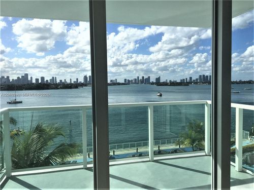515-1000 West Ave, Miami Beach, FL, 33139-4759 | Card Image