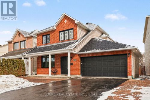 6020 Longleaf Dr, Orleans, ON, K1W1J2 | Card Image