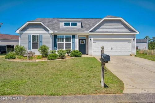 637 Brewer Dr, Aiken, SC, 29803-8313 | Card Image