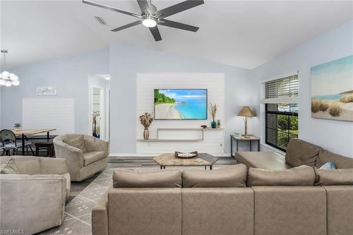 132 Se 27th Ter, Cape Coral, FL, 33904-2729 | Card Image
