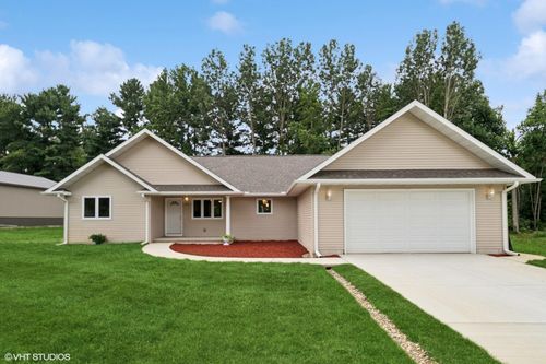 9102 W Valley Ct, Michigan City, IN, 46360-9483 | Card Image