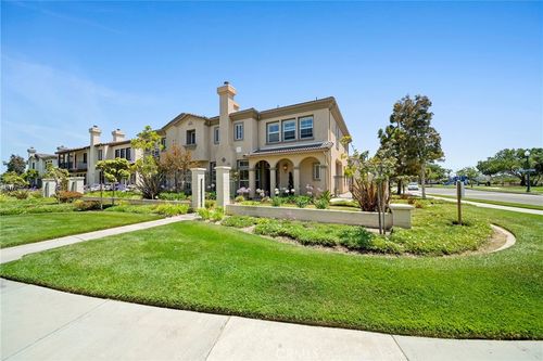 4425 Ahoy Ln, Oxnard, CA, 93035-2153 | Card Image