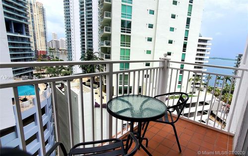 1203-185 Se 14th Ter, Miami, FL, 33131-3416 | Card Image
