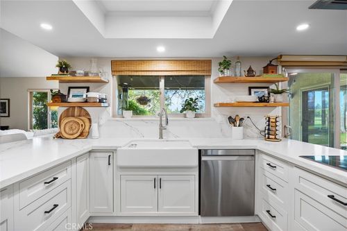 2000 Ashe, Bakersfield, CA, 93309 | Card Image