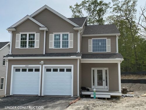 19b-209B Crownshield Ave, Uxbridge, MA, 01569-2624 | Card Image