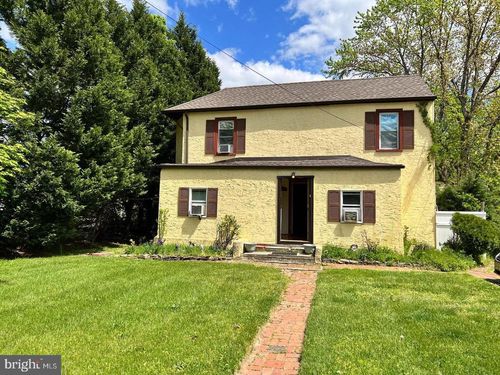 153 New Freedom Rd, Berlin, NJ, 08009-2040 | Card Image