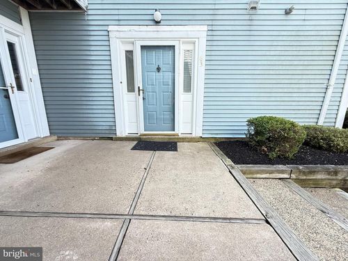 63 Hillcroft Way, NEWTOWN, PA, 18940-2321 | Card Image