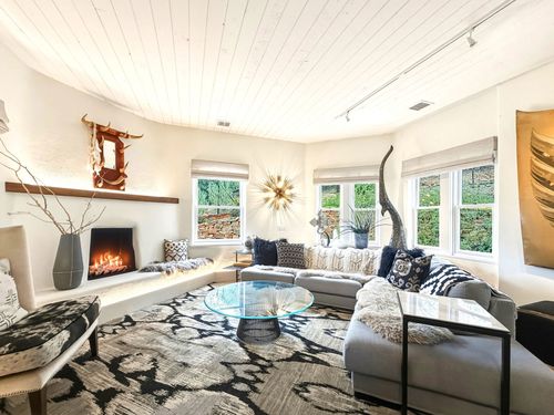 g-1300 Canyon Rd, Santa Fe, NM, 87501-6259 | Card Image