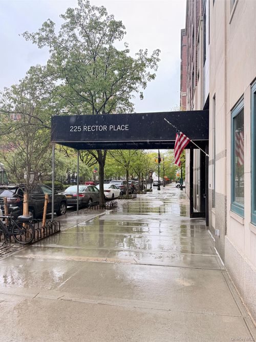 7e-225 Rector Place, New York, NY, 10280 | Card Image