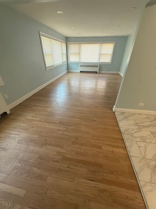 apt-102-6700 S Paxton Ave, Chicago, IL, 60649-1170 | Card Image