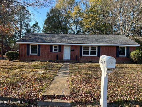 709 Prince Ave, Goldsboro, NC, 27530-6143 | Card Image