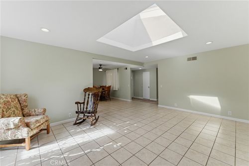 4291 Crystal Cir, Cypress, CA, 90630-2015 | Card Image