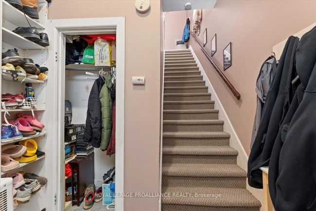 13 Church St, House other with 7 bedrooms, 4 bathrooms and 4 parking in Stirling ON | Image 16
