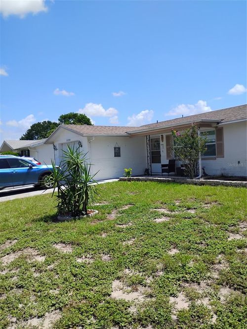 11214 Rhonda Ave, PORT RICHEY, FL, 34668-2325 | Card Image
