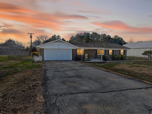 1888 Thrasher Pike, Hixson, TN, 37343-1751 | Card Image