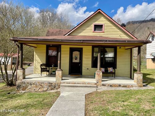 501 E Prospect St, La Follette, TN, 37766-2541 | Card Image