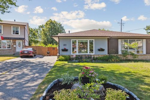403 Chandos Crt, Oshawa, ON, L1J6R1 | Card Image