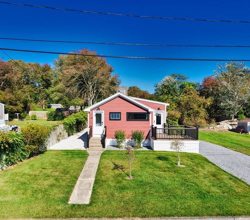 41 Point St, Fairhaven, MA, 02719-1619 | Card Image