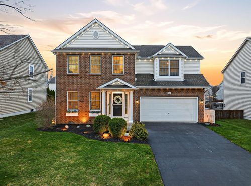 565 Apple Valley Cir, Delaware, OH, 43015-7188 | Card Image