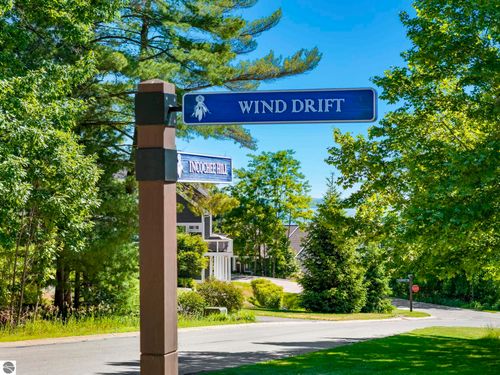 781 Wind Drift Dr, Traverse City, MI, 49684-1328 | Card Image