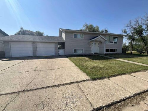 5226 52 Street, Daysland, AB, T0B1A0 | Card Image