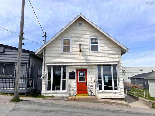 6 Beech St, Lockeport, NS, B0T1L0 | Card Image