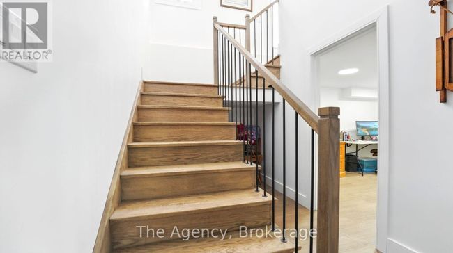 6598 County 10 Road, House other with 5 bedrooms, 5 bathrooms and 23 parking in Essa ON | Image 10