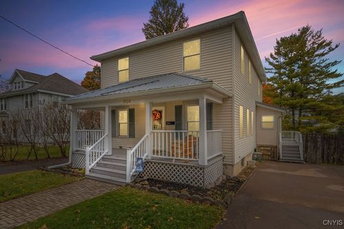 804 2nd St, Liverpool, NY, 13088-4423 | Card Image
