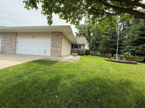 1508 Terrance Cir Ne, New Prague, MN, 56071-8107 | Card Image