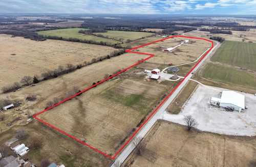 29409 E E Hwy, El Dorado Springs, MO, 64744-6161 | Card Image