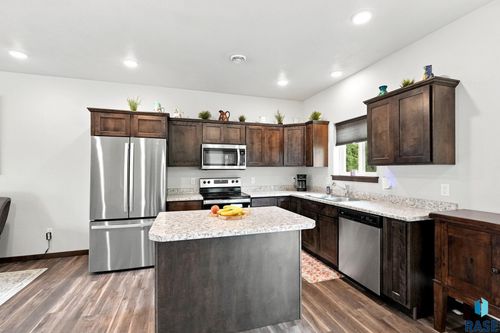 3509 E Siasconset Pl, Sioux Falls, SD, 57108-3048 | Card Image
