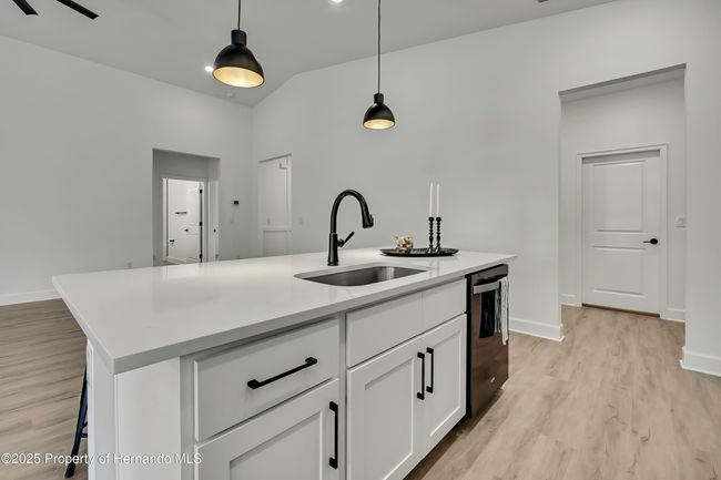 9739 Loretto St, House other with 4 bedrooms, 3 bathrooms and null parking in SPRING HILL FL | Image 13