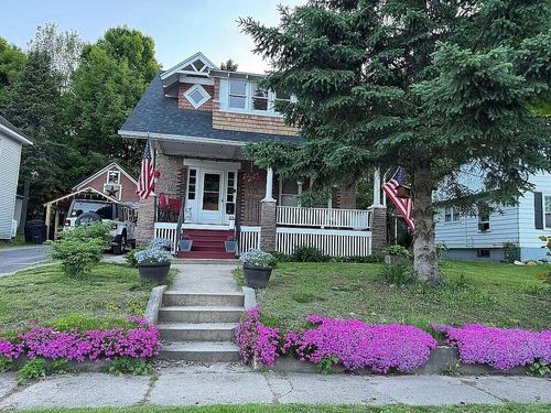 166 Park St, Malone, NY, 12953-1217 | Card Image