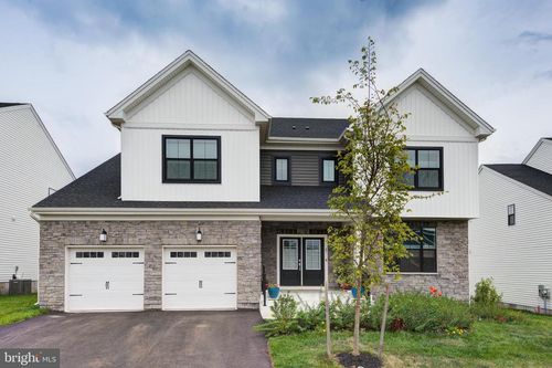 87 Aaron Truehart Way, Titusville, NJ, 08560-2452 | Card Image