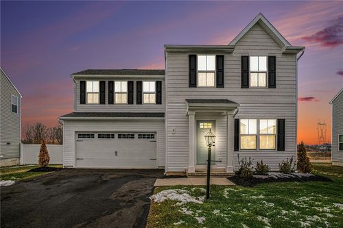 8 Trailhead Rd, Henrietta, NY, 14467-9399 | Card Image