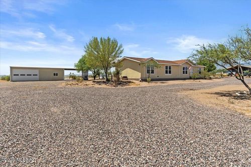 3855 E Busby Dr, Safford, AZ, 85546-7364 | Card Image