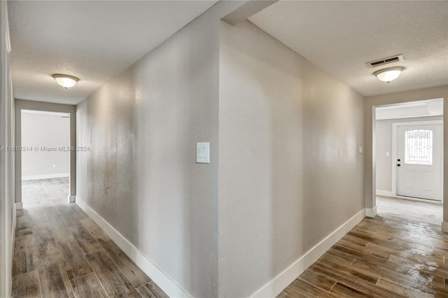 401 Wilma Cir, House other with 4 bedrooms, 3 bathrooms and null parking in Riviera Beach FL | Image 29