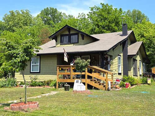 48 Fisher St, Andrews, NC, 28901-9636 | Card Image