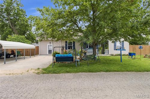 844 Alley St, Bourbon, MO, 65441-6244 | Card Image