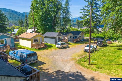 105 Front St S, Detroit, OR, 97342 | Card Image