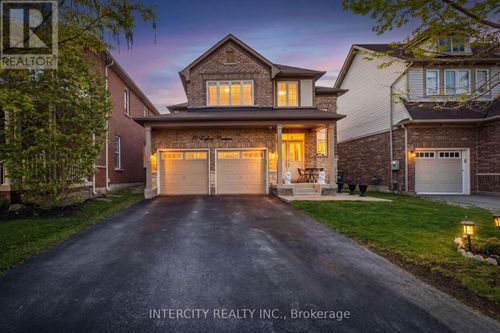 19 Enford Crescent, Brampton (Northwest Brampton), ON, L7A4C8 | Card Image
