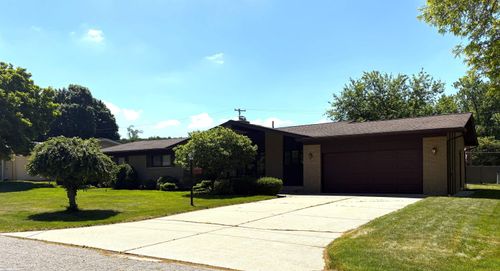20210 Anita Street, Clinton Charter Township, MI, 48036 | Card Image