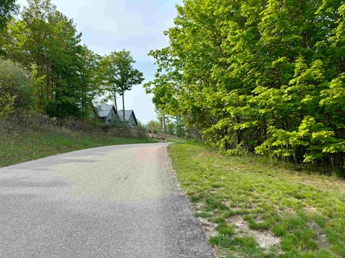 #12 W Jefferson Dr, Suttons Bay, MI, 49682 | Card Image