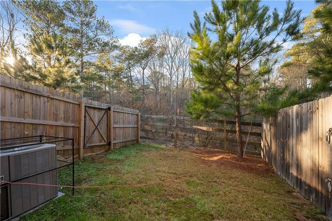 813 Ambient Way Sw, Townhouse with 2 bedrooms, 3 bathrooms and 2 parking in Atlanta GA | Image 28