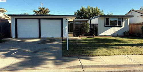 4837 Valpey Park Ave, Fremont, CA, 94538 | Card Image