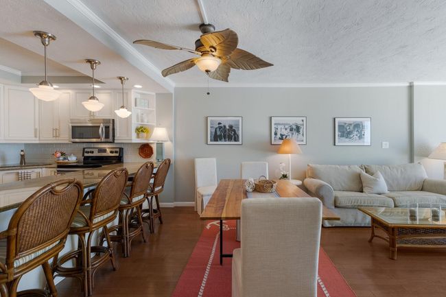UNIT-204 - 5300 Gulf Dr, Condo with 2 bedrooms, 2 bathrooms and null parking in Holmes Beach FL | Image 23