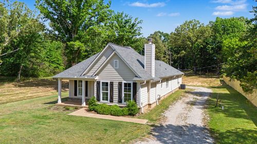 3290 Raleigh Lagrange Dr, Rossville, TN, 38066-3439 | Card Image