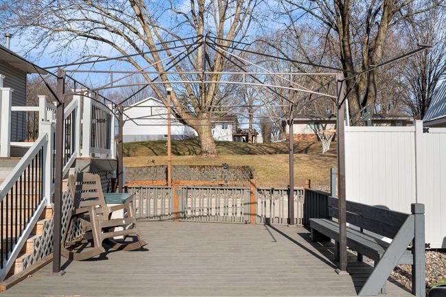 15-web-or-mls-1015-16th-st-sw.jpg | Image 9