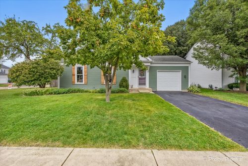 3130 Richland Ln, Aurora, IL, 60504-7117 | Card Image